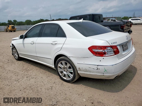 2013 Mercedes-Benz E 350 Luxury with VIN WDDHF5KB9DA729312, listed as a Copart auction lot 59549905 with 114,648 mi miles and Salvage title. Bid and sale history available at DreamBid. Image 2.