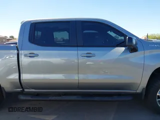 2025 Chevrolet Silverado 1500 with VIN 2GCUKEED4S1136269, listed as a IAAI auction lot 41825031 with 2,890 mi miles and . Bid and sale history available at DreamBid. Image 13.