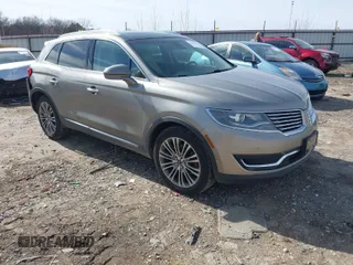 2016 Lincoln MKX Reserve with VIN 2LMTJ8LR0GBL53544, listed as a IAAI auction lot 41729454 with 92,068 mi miles. Bid and sale history available at carsss.com. Image 1.