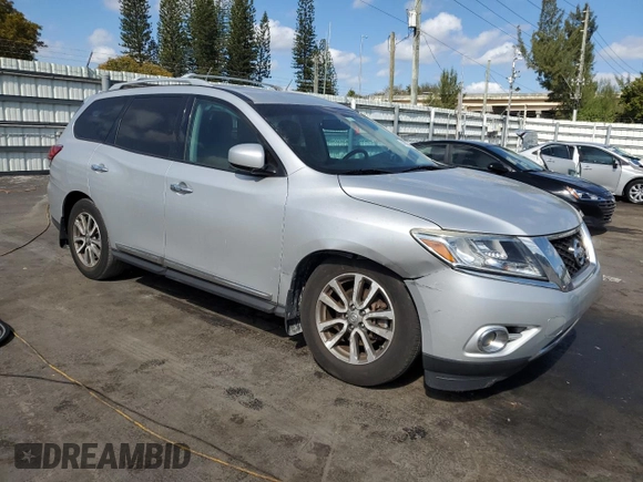 2014 Nissan Pathfinder SL with VIN 5N1AR2MN7EC627968, listed as a Copart auction lot 43920065 with 47,210 mi miles and Salvage Title. Bid and sale history available at DreamBid. Image 4.