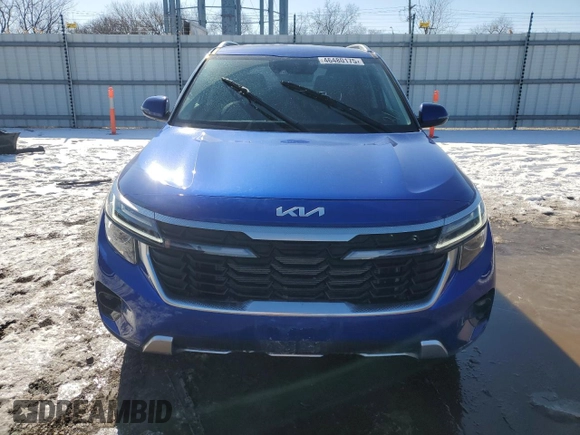 2025 Kia Seltos S with VIN KNDEUCAA9S7696323, listed as a Copart auction lot 46480175 with 6,061 mi miles and Salvage Title. Bid and sale history available at carsss.com. Image 5.