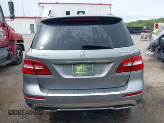 2015 Mercedes-Benz M 350 with VIN 4JGDA5HB4FA496808, listed as a IAAI auction lot 42351889 with 145,625 mi miles and . Bid and sale history available at DreamBid. Image 16.