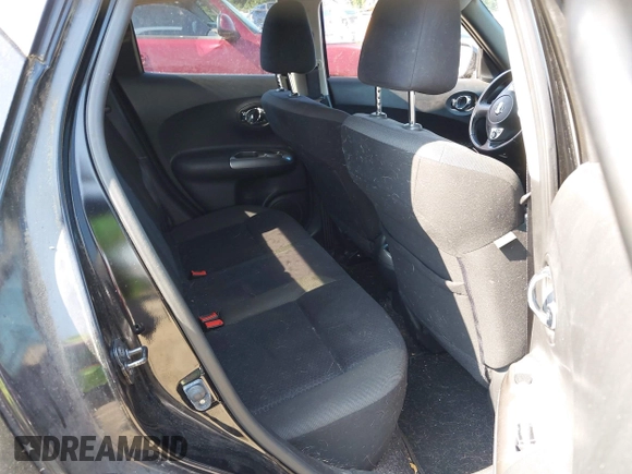 2013 Nissan Juke SV z VIN JN8AF5MVXDT211009, wystawiony jako IAAI lot #42416229 z przebiegiem 113 612 mil mil oraz . Historia ofert i sprzedaży dostępna na DreamBid. Obrazek 8.