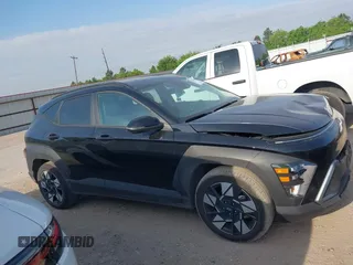 2025 Hyundai Kona SEL with VIN KM8HB3AB9SU223742, listed as a IAAI auction lot 42046520 with 9,907 mi miles. Bid and sale history available at carsss.com. Image 13.