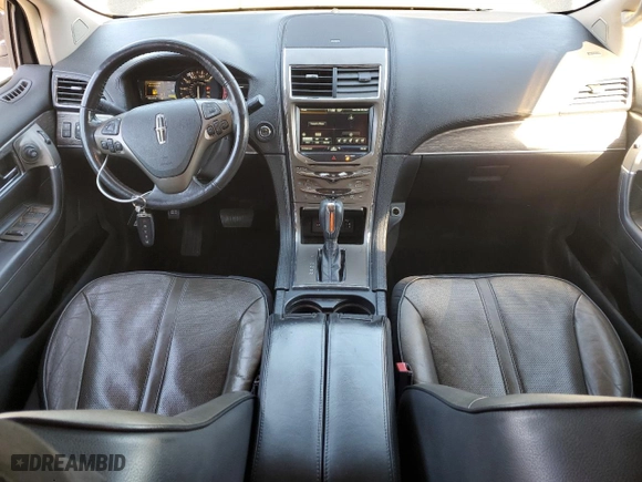 2011 Lincoln MKX with VIN 2LMDJ8JK6BBJ16267, listed as a Copart auction lot 47453095 with 186,506 mi miles and Non Repairable. Bid and sale history available at carsss.com. Image 8.