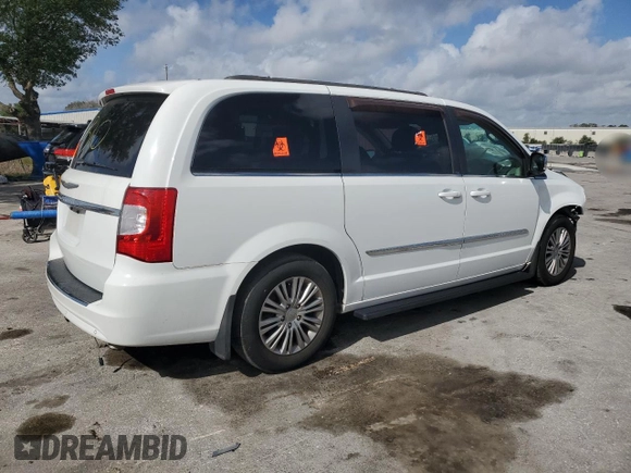 2014 Chrysler Town & Country Touring-L with VIN 2C4RC1CG1ER171074, listed as a Copart auction lot 51545655 with 82,040 mi miles and Salvage Title. Bid and sale history available at carsss.com. Image 3.
