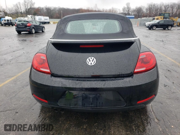 2015 Volkswagen Beetle 1.8T с VIN 3VW517AT5FM814247, выставлен на аукционе Copart как лот 86159494 с пробегом Не указан миль и Списание • Salvage title. История ставок и продаж доступна на DreamBid. Изображение 6.