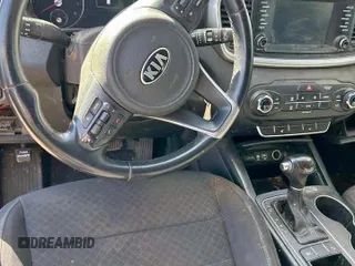 2018 Kia Sorento LX with VIN 5XYPG4A36JG388342, listed as a Copart auction lot 55706225 with 136,445 mi miles and Clean Title. Bid and sale history available at carsss.com. Image 9.