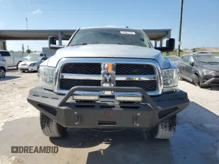 2018 Ram 2500 Tradesman with VIN 3C6UR5HL0JG379895, listed as a Copart auction lot 54897775 with 210,851 mi miles and Clean Title. Bid and sale history available at carsss.com. Image 5.