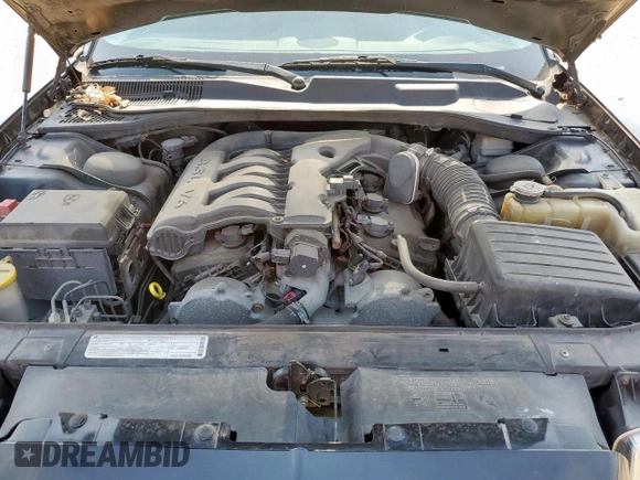 2010 Chrysler 300 Touring z VIN 2C3CA5CV0AH125757, wystawiony jako Copart lot #57422895 z przebiegiem 184 101 mil mil oraz Szkoda całkowita • Salvage title. Historia ofert i sprzedaży dostępna na DreamBid. Obrazek 11.