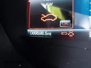 2019 Ford Fusion SE with VIN 3FA6P0HD3KR230962, listed as a IAAI auction lot 42053949 with 89,598 mi miles. Bid and sale history available at carsss.com. Image 15.