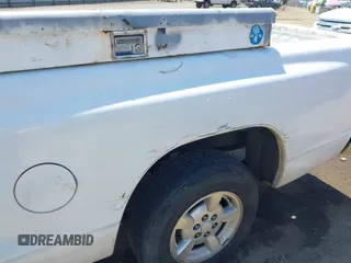 2001 Dodge Dakota с VIN 1B7GL22X91S188051, выставлен на аукционе IAAI как лот 40048902 с пробегом 304 305 миль миль и . История ставок и продаж доступна на DreamBid. Изображение 19.