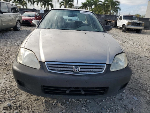 2000 Honda Civic LX with VIN 1HGEJ6571YL040840, listed as a Copart auction lot 46540995 with 306,882 mi miles and Salvage Title. Bid and sale history available at carsss.com. Image 5.