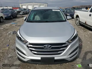 2017 Hyundai Tucson SE with VIN KM8J3CA45HU520340, listed as a Copart auction lot 83582394 with 95,489 mi miles and Salvage Title. Bid and sale history available at carsss.com. Image 5.