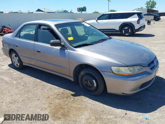 2000 Honda Accord EX z VIN JHMCG5656YC033893, wystawiony jako IAAI lot #42305487 z przebiegiem 224 625 mil mil oraz . Historia ofert i sprzedaży dostępna na DreamBid. Obrazek 1.