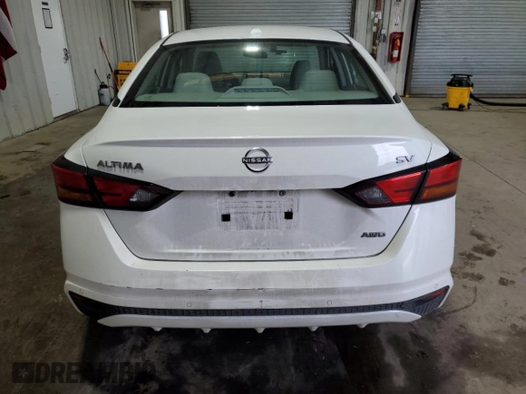 2024 Nissan Altima 2.5 SV with VIN 1N4BL4DW2RN351830, listed as a Copart auction lot 51111265 with 35,145 mi miles and Clean Title. Bid and sale history available at carsss.com. Image 6.
