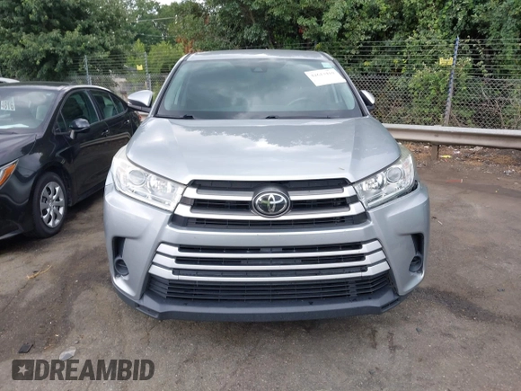 2019 Toyota Highlander LE with VIN 5TDZZRFH6KS367645, listed as a IAAI auction lot 42613410 with 77,266 mi miles and . Bid and sale history available at DreamBid. Image 12.