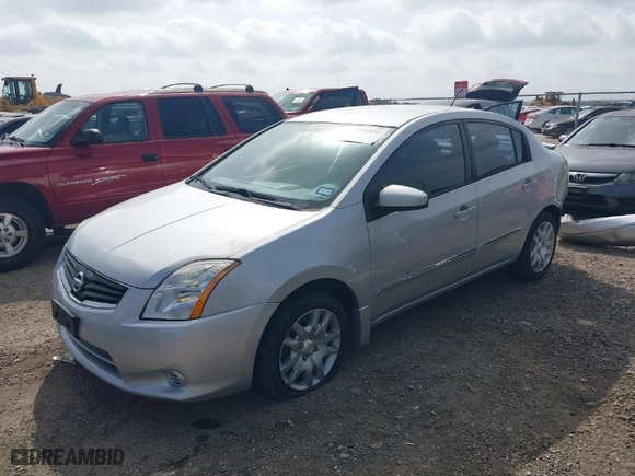2011 Nissan Sentra 2.0 SR with VIN 3N1AB6AP4BL638841, listed as a IAAI auction lot 39990093 with 97,647 mi miles. Bid and sale history available at carsss.com. Image 2.