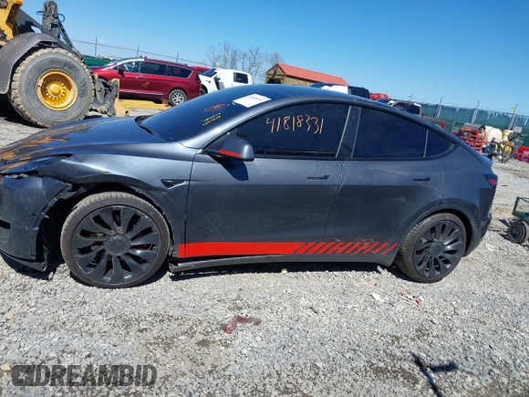 2021 Tesla Model Y Performance with VIN 5YJYGDEF1MF268405, listed as a IAAI auction lot 41818331 with 43,621 mi miles and . Bid and sale history available at DreamBid. Image 14.