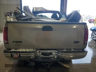 2002 Ford F-150 XL with VIN 1FTRF17252NB01401, listed as a Copart auction lot 88121125 with 0 mi miles and Salvage Title. Bid and sale history available at carsss.com. Image 6.