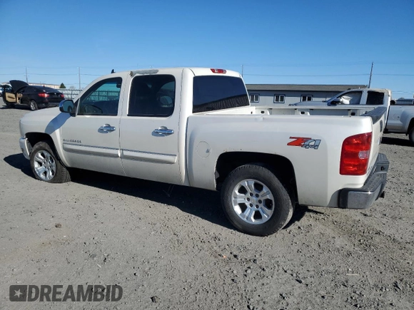 2011 Chevrolet Silverado 1500 LT with VIN 3GCPKSE35BG229070, listed as a Copart auction lot 53318815 with 183,395 mi miles and Salvage Title. Bid and sale history available at DreamBid. Image 2.