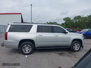 2019 Chevrolet Suburban LT with VIN 1GNSCHKC6KR372891, listed as a IAAI auction lot 41870878 with 92,161 mi miles. Bid and sale history available at carsss.com. Image 13.