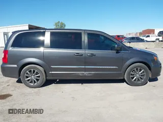 2016 Chrysler Town & Country S with VIN 2C4RC1HG9GR128212, listed as a IAAI auction lot 40858279 with 169,433 mi miles. Bid and sale history available at carsss.com. Image 13.