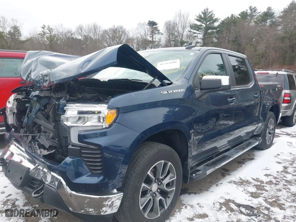 2022 Chevrolet Silverado 1500 LT with VIN 3GCPDKEK4NG621012, listed as a IAAI auction lot 41292608 with 33,940 mi miles. Bid and sale history available at carsss.com. Image 17.