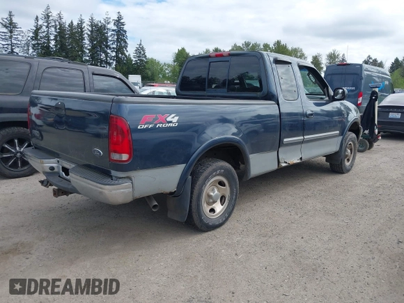 2003 Ford F-150 XL z VIN 1FTRX18W93NB69541, wystawiony jako IAAI lot #42216275 z przebiegiem 187 378 mil mil oraz . Historia ofert i sprzedaży dostępna na DreamBid. Obrazek 4.