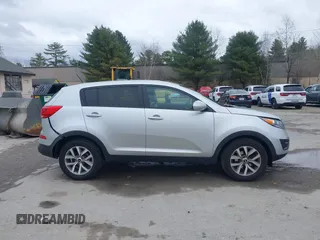 2016 Kia Sportage LX with VIN KNDPBCAC2G7850815, listed as a IAAI auction lot 41917026 with 107,100 mi miles and . Bid and sale history available at carsss.com. Image 13.