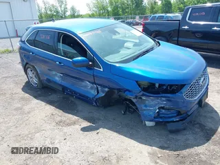 2024 Ford Edge SEL z VIN 2FMPK4J96RBB00933, wystawiony jako IAAI lot #42393326 z przebiegiem 28 710 mil mil oraz . Historia ofert i sprzedaży dostępna na DreamBid. Obrazek 1.
