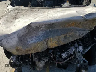 2019 Kia Sorento LX z VIN 5XYPG4A5XKG490455, wystawiony jako Copart lot #57693815 z przebiegiem Nie podano mil oraz Nie do naprawy • Non repairable. Historia ofert i sprzedaży dostępna na DreamBid. Obrazek 12.