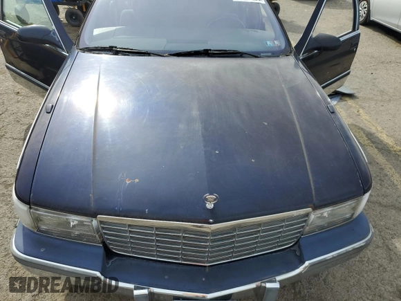 1996 Cadillac Fleetwood z VIN 1G6DW52P7TR700057, wystawiony jako Copart lot #49994225 z przebiegiem 115 819 mil mil oraz Czysty tytuł • Clean title. Historia ofert i sprzedaży dostępna na DreamBid. Obrazek 11.