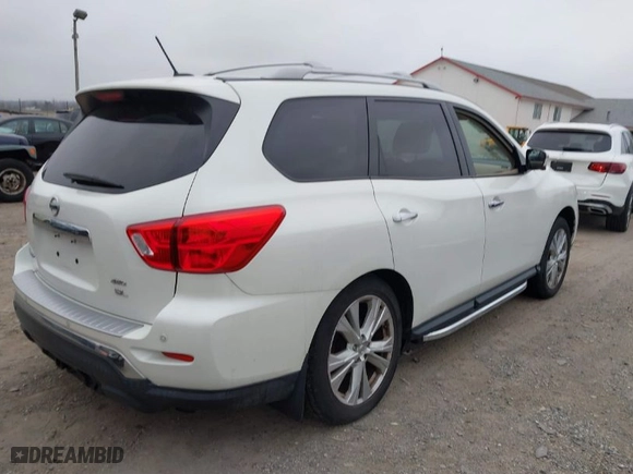 2018 Nissan Pathfinder SV with VIN 5N1DR2MM5JC659204, listed as a IAAI auction lot 41781827 with 65,835 mi miles. Bid and sale history available at carsss.com. Image 4.
