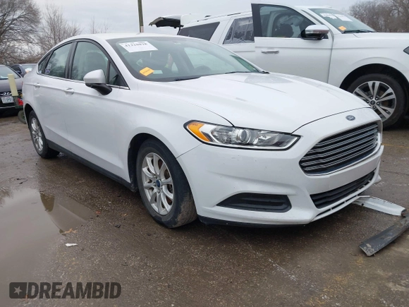 2015 Ford Fusion S with VIN 3FA6P0G70FR219905, listed as a IAAI auction lot 41228828 with 62,030 mi miles and . Bid and sale history available at carsss.com. Image 1.