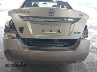 2013 Nissan Altima SV with VIN 1N4AL3AP7DC195534, listed as a IAAI auction lot 42493329 with 197,570 mi miles and . Bid and sale history available at DreamBid. Image 6.