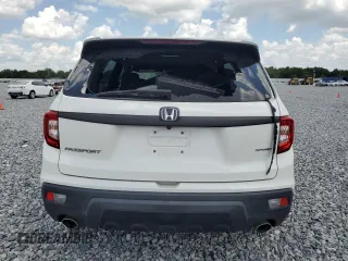 2019 Honda Passport Sport with VIN 5FNYF7H29KB004245, listed as a Copart auction lot 58518575 with 89,806 mi miles and Salvage title. Bid and sale history available at DreamBid. Image 6.