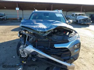 2021 Chevrolet TrailBlazer LT with VIN KL79MPS20MB152421, listed as a IAAI auction lot 41526054 with 120,760 mi miles. Bid and sale history available at carsss.com. Image 6.