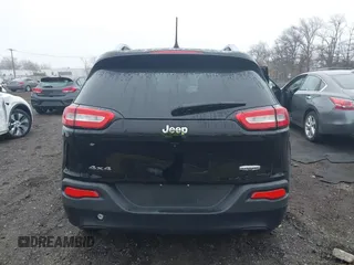 2017 Jeep Cherokee Latitude z VIN 1C4PJMCS6HW529638, wystawiony jako IAAI lot #41835526 z przebiegiem 79 633 mil mil oraz . Historia ofert i sprzedaży dostępna na DreamBid. Obrazek 16.