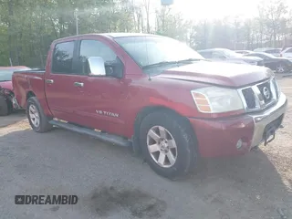2007 Nissan Titan XE with VIN 1N6BA07A87N231789, listed as a IAAI auction lot 42111290 with 272,425 mi miles. Bid and sale history available at carsss.com. Image 1.