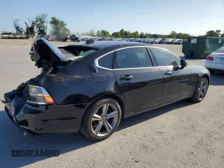 2018 Volvo S90 Momentum z VIN LVY982AK3JP034995, wystawiony jako Copart lot #51931515 z przebiegiem 69 268 mil mil oraz Tytuł czysty. Historia ofert i sprzedaży dostępna na DreamBid. Obrazek 3.