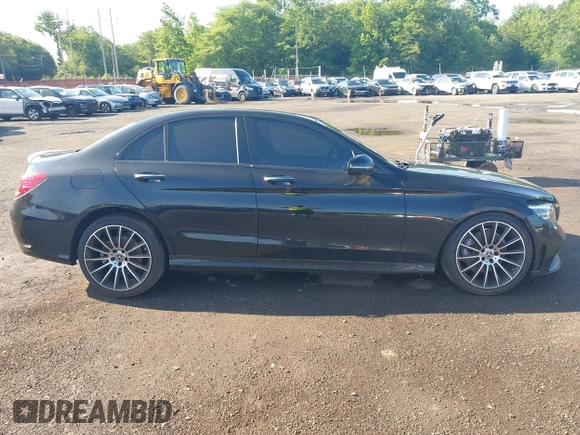 2021 Mercedes-Benz C 300 с VIN W1KWF8DB9MR642629, выставлен на аукционе IAAI как лот 42546566 с пробегом 16 002 миль миль и . История ставок и продаж доступна на DreamBid. Изображение 13.