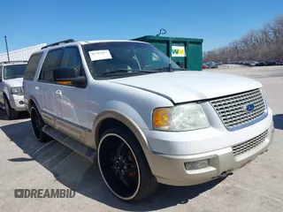 2006 Ford Expedition Eddie Bauer z VIN 1FMPU18546LA02877, wystawiony jako IAAI lot #41767697 z przebiegiem 335 780 mil mil oraz . Historia ofert i sprzedaży dostępna na DreamBid. Obrazek 1.