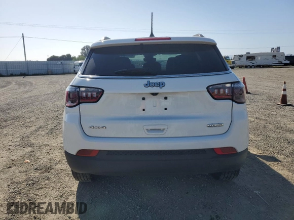 2022 Jeep Compass Latitude with VIN 3C4NJDBB5NT166176, listed as a Copart auction lot 53096845 with 25,758 mi miles and Salvage title. Bid and sale history available at DreamBid. Image 6.