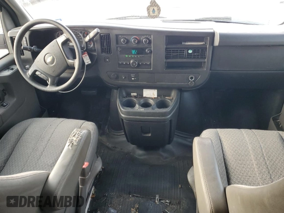 2012 Chevrolet Express Cargo Van with VIN 1GCWGGCA4C1134267, listed as a Copart auction lot 43933135 with 199,207 mi miles and Salvage Title. Bid and sale history available at carsss.com. Image 8.
