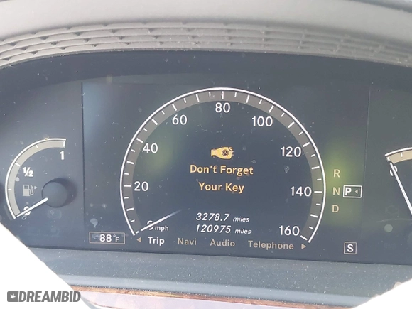 2009 Mercedes-Benz S-Class 5.5L V8 with VIN WDDNG86X19A239123, listed as a IAAI auction lot 41981456 with 120,975 mi miles. Bid and sale history available at carsss.com. Image 7.