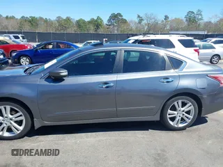 2015 Nissan Altima SL with VIN 1N4BL3AP8FC147080, listed as a IAAI auction lot 41816106 with 236,157 mi miles and . Bid and sale history available at carsss.com. Image 14.