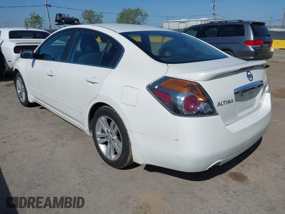 2010 Nissan Altima 3.5 SR with VIN 1N4BL2AP0AN501388, listed as a IAAI auction lot 42040501 with 161,185 mi miles. Bid and sale history available at carsss.com. Image 3.