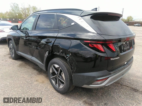 2025 Hyundai Tucson SEL with VIN 5NMJBCDEXSH496398, listed as a IAAI auction lot 42114655 with 5,902 mi miles. Bid and sale history available at carsss.com. Image 3.
