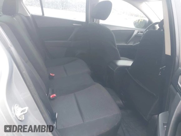 2013 Mazda 3 i SV z VIN JM1BL1TF2D1761375, wystawiony jako IAAI lot #42373558 z przebiegiem 150 196 mil mil oraz . Historia ofert i sprzedaży dostępna na DreamBid. Obrazek 8.